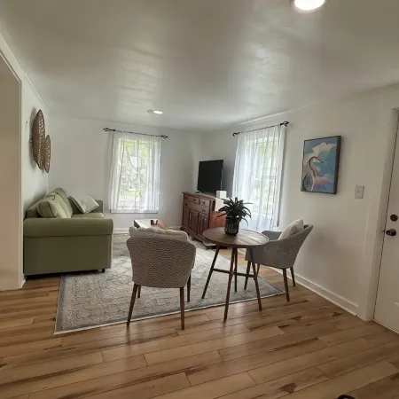 Cozy getaway! Centrally located between St. Michaels and Tilghman Island