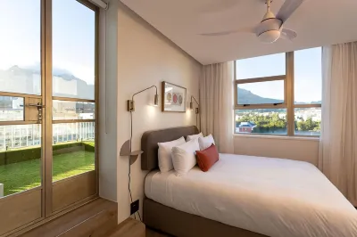 Habitat Aparthotel by Totalstay Hotels in 