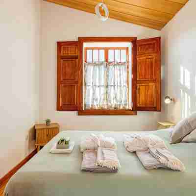 Green Dunes House Rooms