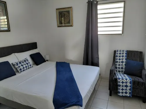 3 bedroom apartment with pool