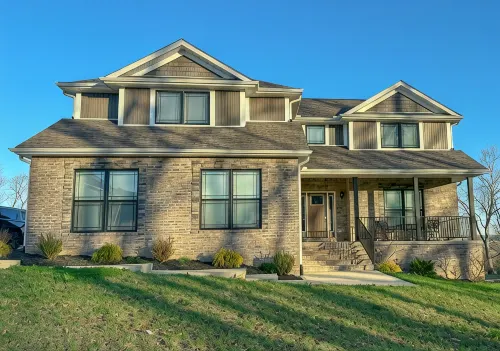5-Bedroom Vacation Home with Private Slip, Just 10 Minutes from the Marina - 3-Star