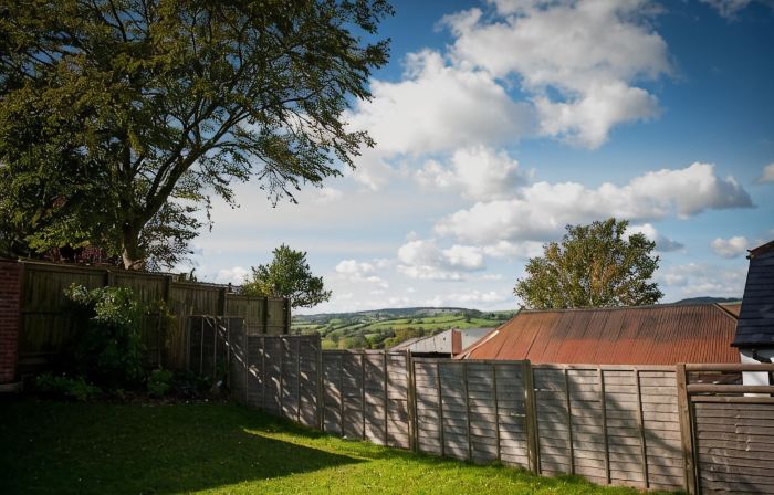 Contemporary cottage in lovely Devon village.