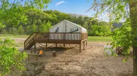 Furnished Glamping Tent/2 Queen Beds/Red River Access- Soaring Eagle - #7