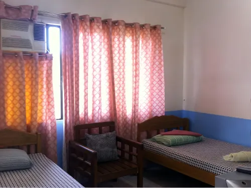 Qbens Lodge - Homestay