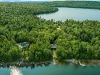 Your Maine Lake Escape — Waterfront, Peaceful, Pet-Friendly - Feriehus