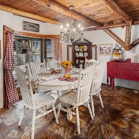 Spring Hill Farm Cabins