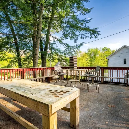 Kettle Cove Cabin. Lake Sebago Beach Access. Fire pit. Grill. Blackstone. Games