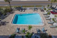 Oceanfront Penthouse Suite, 2 King Beds, Exquisite Beach Views, Newly Renovated - Private Pools