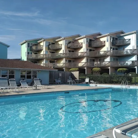 5th Floor View of Beach and Ocean- Full condo- 2 pools-