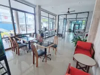 Win Hotel ナトン埠頭周辺のホテル