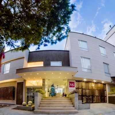 Hotel MS Pacifico Chipichape Hotels near La Florida - El Bosque de las Aves