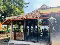 Hotel Santoso Batu