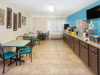 Days Inn by Wyndham Charleston Hotels in Coles County