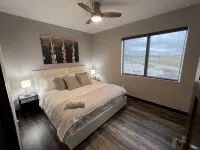 Stillwater Dream- Lakefront, Okoboji Luxury Rentals - 4-Star