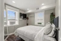 Beach Block Penthouse • Steps to Boardwalk & Beach • Ocean Views - con encanto