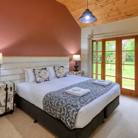 Beechworth Cedar Cottages