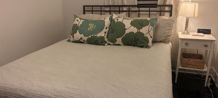 Fabulous 3-bedroom house with AC in charming Elgin Ξενοδοχεία στην πόλη Kane County