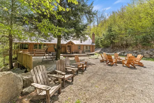 Spacious log cabin in Warrensburg w/ Hot Tub: 15 Mi to Lake George - 4-Star