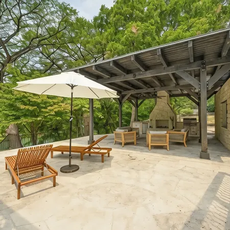Luxury Riverfront Villa with Firepit & Gameroom!
