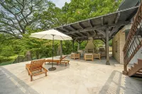 Luxury Riverfront Villa with Firepit & Gameroom!