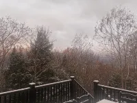 Gorgeous Mountainside Chalet in Jackson, NH Hotels in Jackson