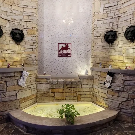 Horse lovers paradise with 2 bedrooms and WiFi, AC in Lake Geneva