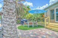 New Listing! Dockside Palms Weeki Wachee-Spring Fed Canal-Boat Friendly! - 홈스테이