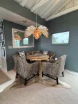 2-bedroom designer bungalow with Hot Tub, 1GB FiOS, AC, steps from the beach - Wi-Fi