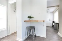 Charming apartment near Parkview Stadium in Fort Wayne - ห้องครัว