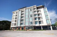 Bbg Seaside Luxurious Service Apartment - Beach