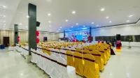 Hotel Seasons Inn