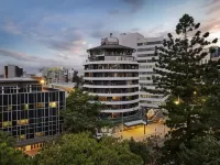 Tower Mill Hotel Hotele w: Spring Hill