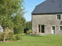 Holiday Home in Gedinne with Forest - Pysäköinti