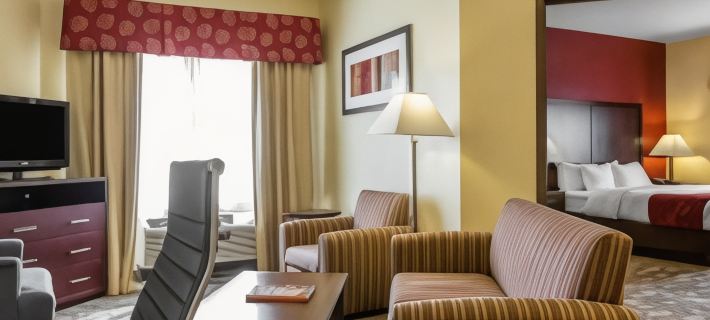Comfort Suites Palm Desert I-10 Hotels in Palm Desert