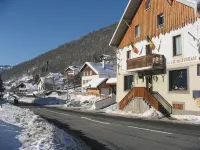 Hotel du Lac des Corbeaux - parking