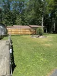 Cozy acorn cottage w/ lake view - WiFi