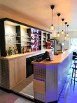 Logis Hôtel l'Oliveraie - Quầy bar