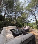 Exceptional Villa in Provence's Luberon Region with a Pool and Breathtaking Views - Homestays