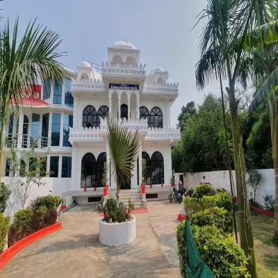 Hotel Khajuraho Inn Hotels near Khajuraho Western Group of Temples
