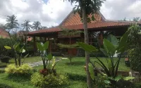 Ndalem Hapsari Resort - Kolam Renang