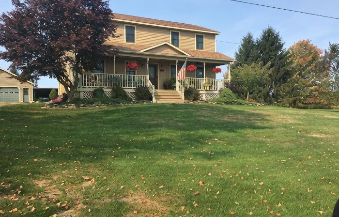 Charming country home with beautiful sunsets and sunrises