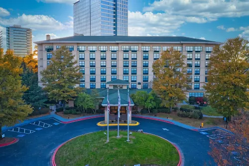 Hilton Garden Inn Atlanta Perimeter Center - bar