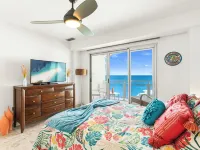 Charming 2-bedroom corner deluxe condo in Cupecoy with ocean and sunset view