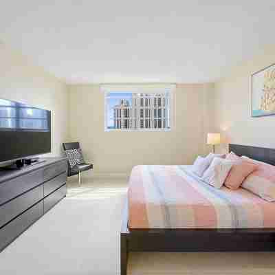 Apartment Ocean View Steps Away from the Beach in Sunny Isles Miami Luxury Rooms