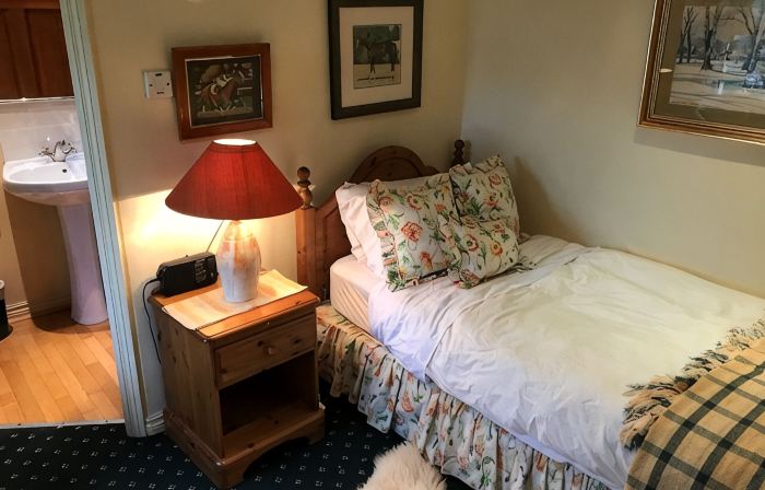 Stoneybrough: A luxury townhouse offering exceptional hospitality for 6/7 guests