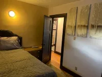 Periwinkle Palace relax close to downtown
