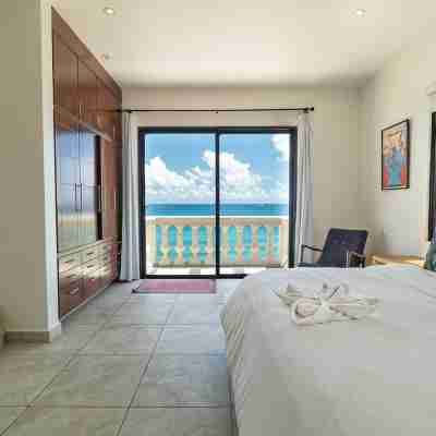 Stunning, new, unique, Caribbean front property in Punta Sur - Casa Carey!! Rooms