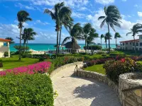 Beachfront 3b ground-level condo with stunning Caribbean Sea views in Playacar 1 - Homestays