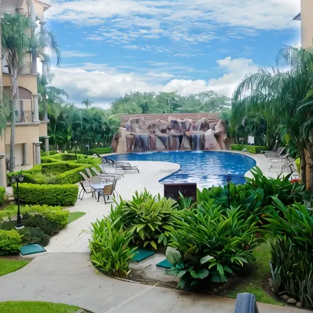 SADHANA_TAMARINDO  UNBEATABLE LOCATION!! MODERN CONDO, STEPS TO TAMARINDO BEACH!
