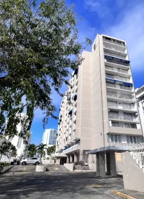 Fully Remodeled condo a few steps to beach Free parking WiFi - Condos